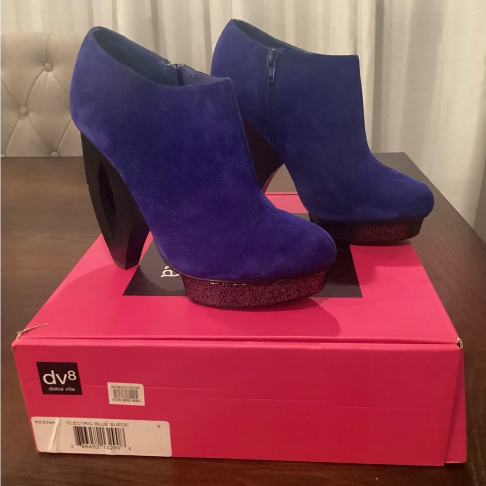 Dolce Vita DV8 Keena Ankle Boot Electric Blue Suede with Wooden Heel.
